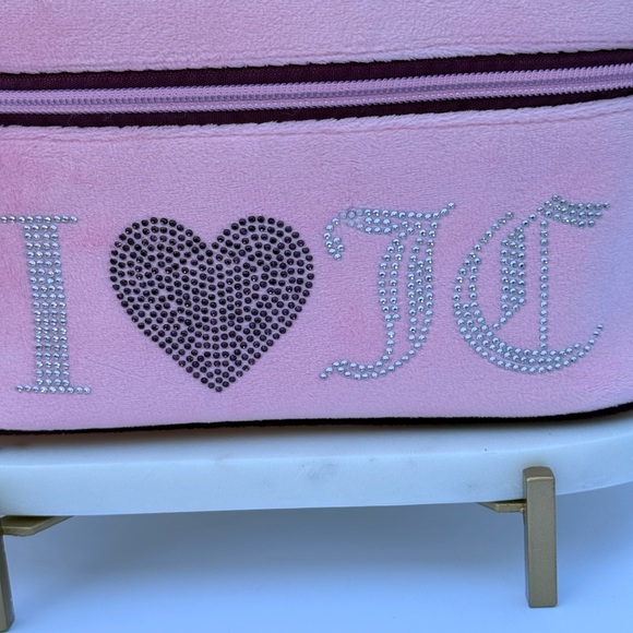 Juicy Couture Pink Velvet Cosmetic Bag-New - Picture 4 of 8
